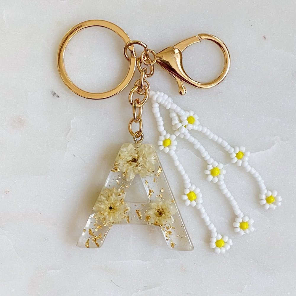 Baby Daisy Initial Key Chain - Picture 3 of 16
